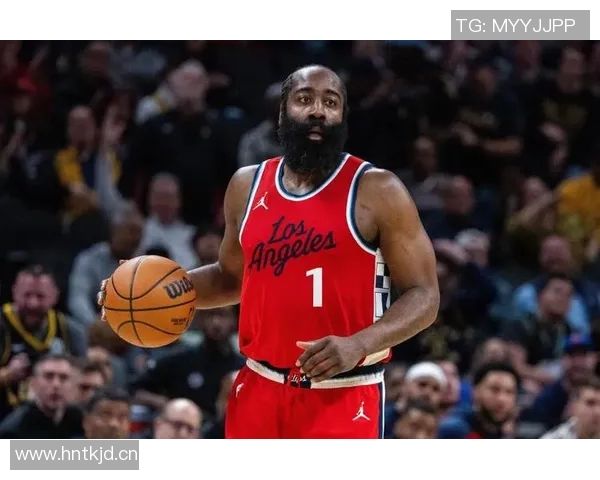 卢指导：球队计划新赛季降低哈登使用率与比赛负荷以提升整体表现