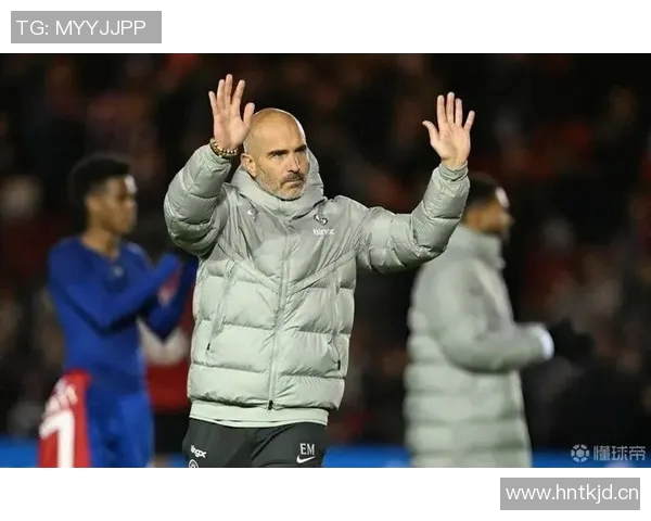 吉滕斯表现不佳引发热议5600万转会费6场比赛颗粒无收