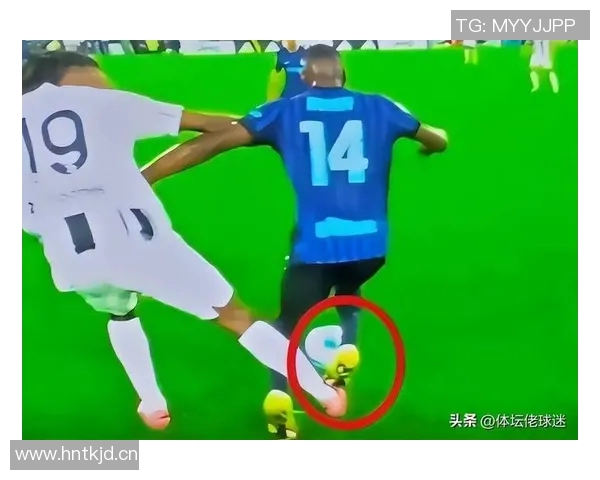 前裁判解析廷伯点球争议：身体接触延续至禁区上半身犯规更易被识别