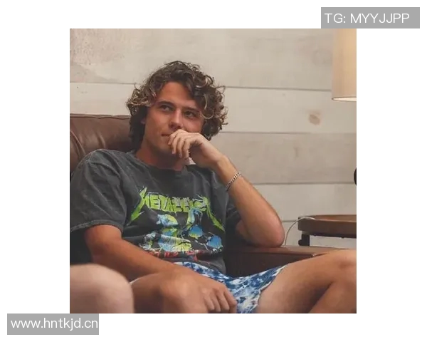 科瓦切维奇盛赞图多尔展现卓越更衣室领导力与天生领导才能 科瓦切维奇盛赞图多尔展现卓越更衣室领导力与天生领导才能