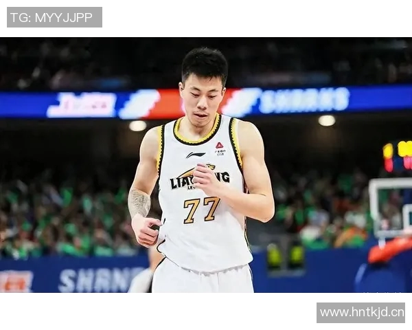 弗格正式加盟上海队新赛季与张镇麟携手再战篮球赛场 弗格正式加盟上海队新赛季与张镇麟携手再战篮球赛场