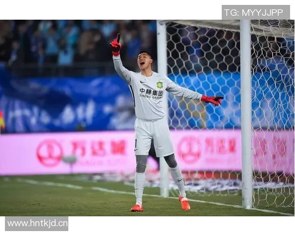 北京国安门将侯森荣膺中超11月最佳守门员称号