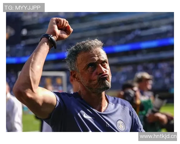 德天空报道德罗加盟巴黎协议已达成恩里克与纳赛尔成功说服年轻球员 德天空报道德罗加盟巴黎协议已达成恩里克与纳赛尔成功说服年轻球员